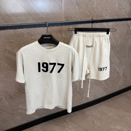 Fear of God Essentials 1977 Set Beige