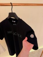 Moncler T-Shirts Green Text Side Logo - Afbeelding 2