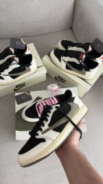 Nike Air Jordan 1 Low Travis Scott Olive