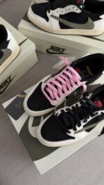 Nike Air Jordan 1 Low Travis Scott Olive - Afbeelding 2