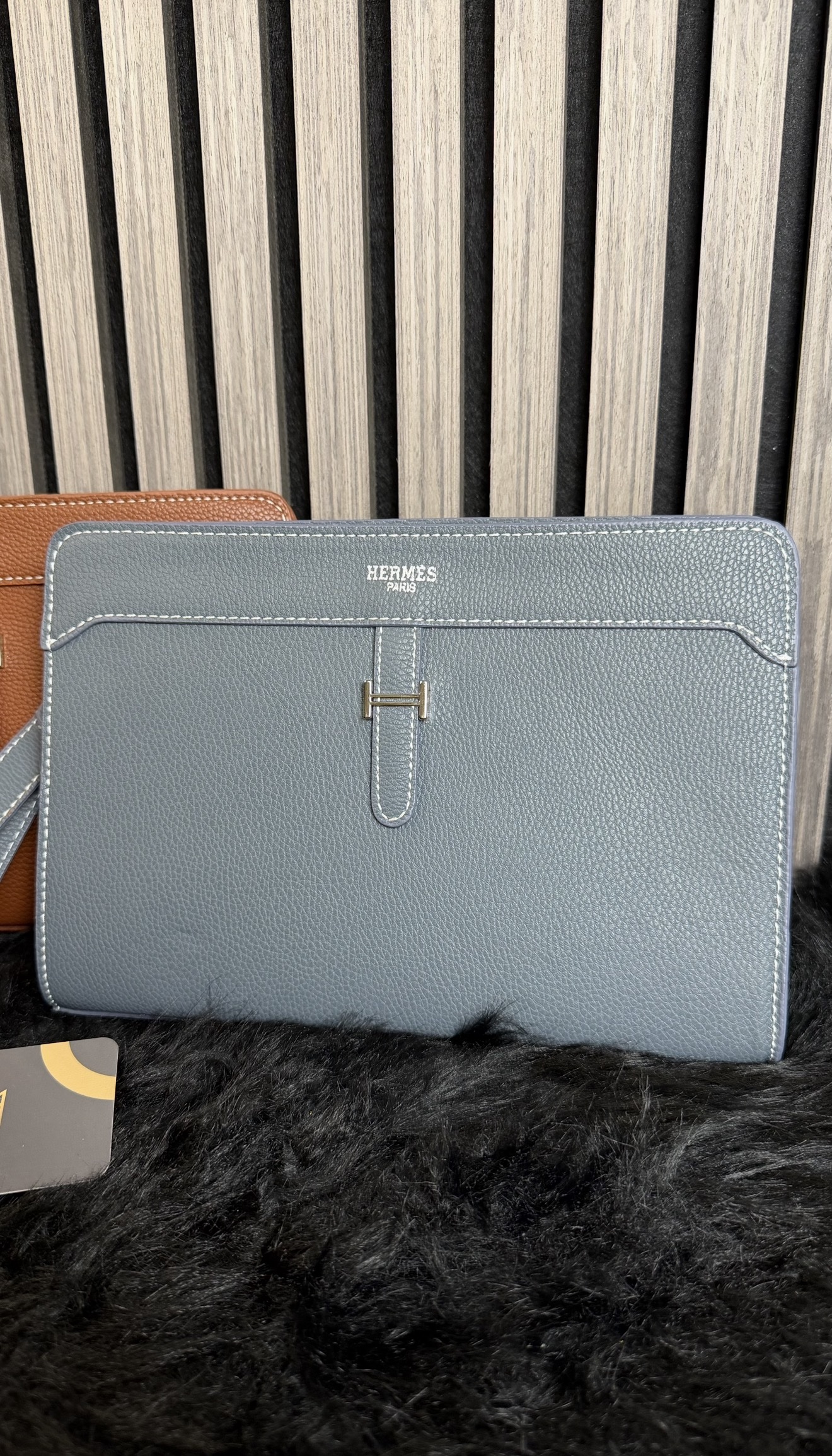 screenshot-7 Hermès Clutch Bag Blue Grey - Afbeelding 1