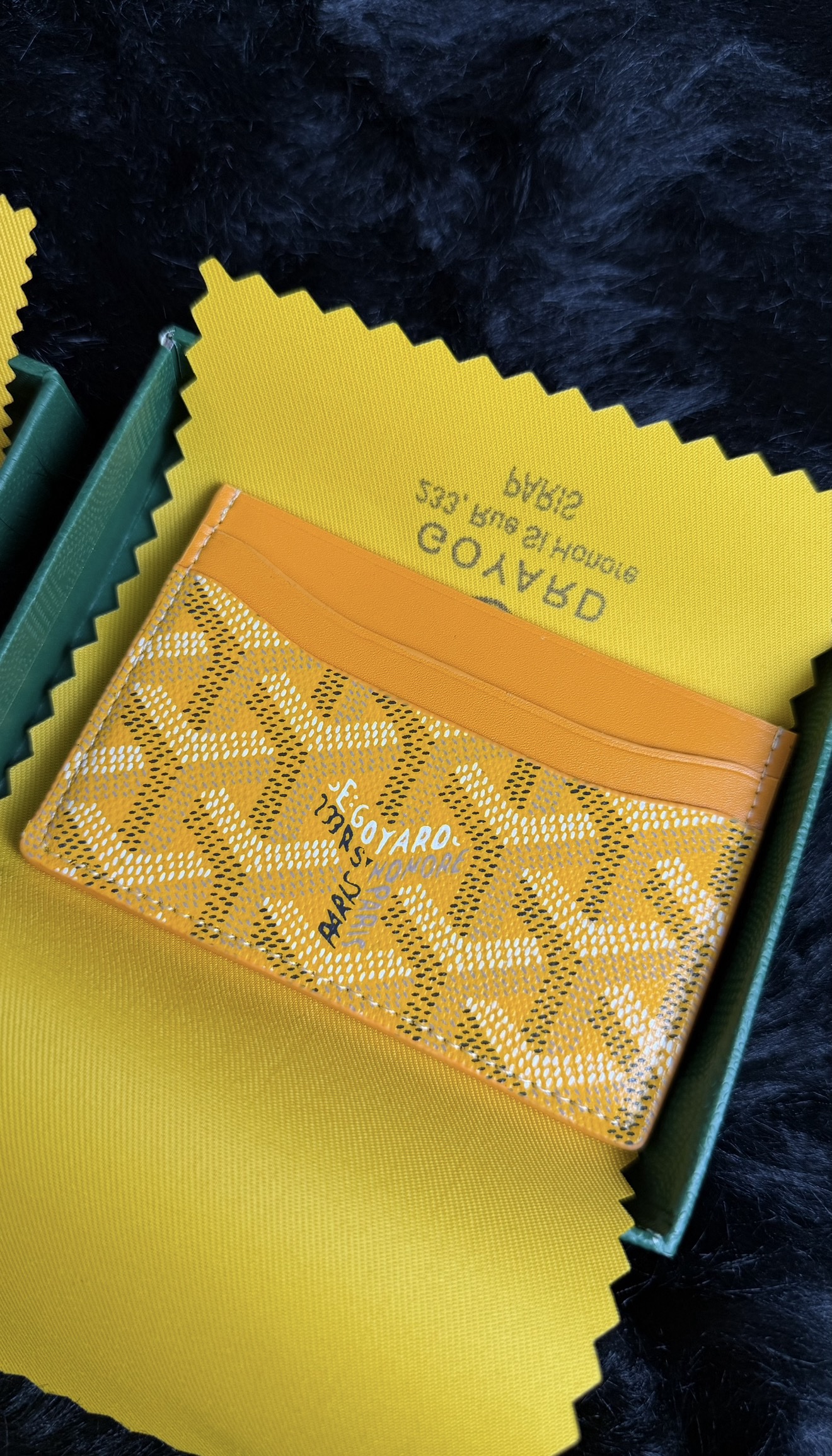 screenshot-16 Goyard Cardholder Yellow - Afbeelding 1