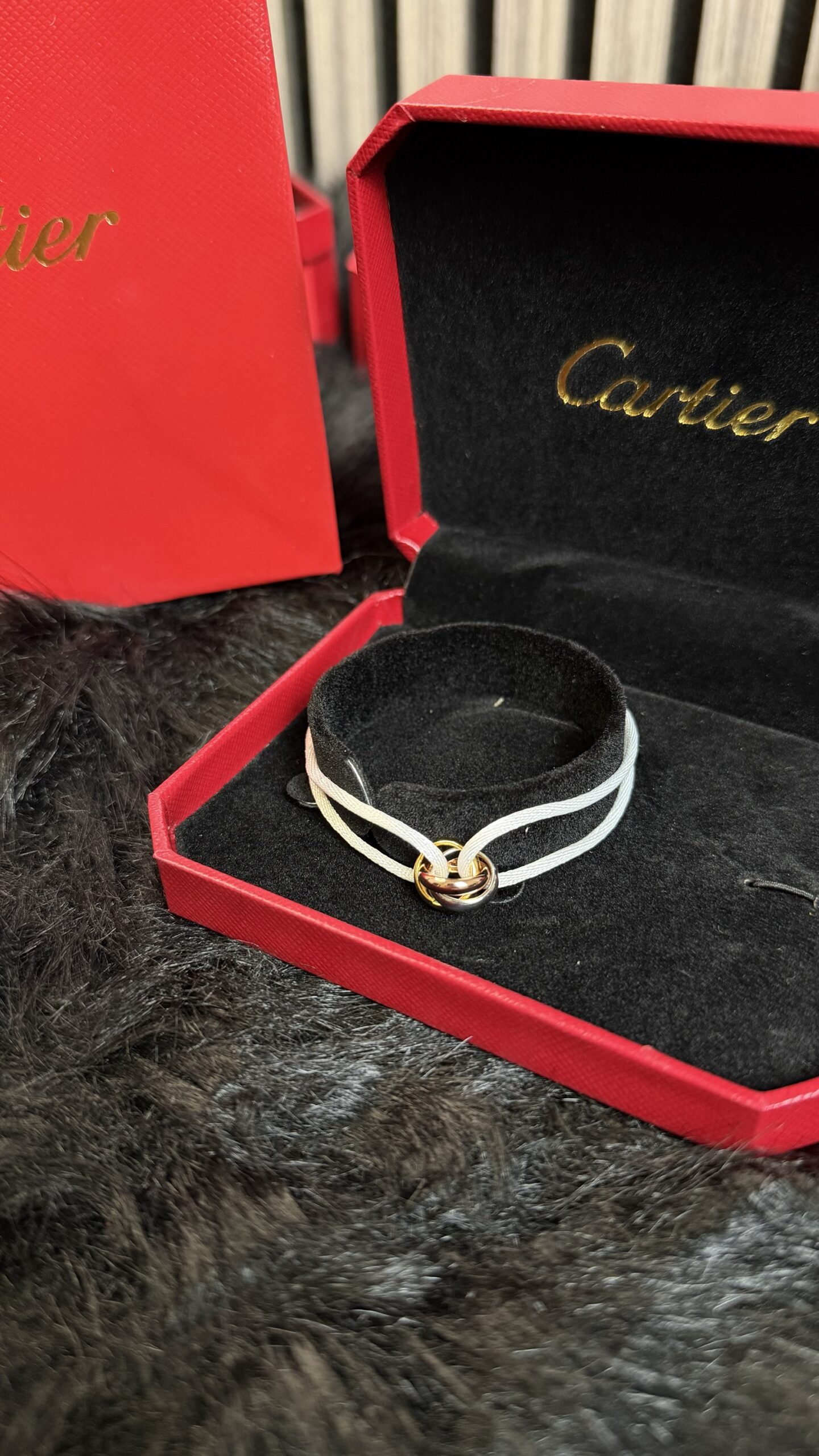 img_1595 Cartier Trinity Bracelet White - Afbeelding 1