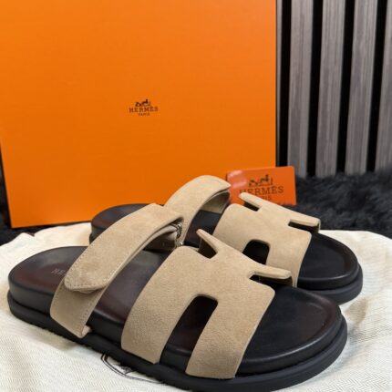 Hermès Chypre Sandal Beige