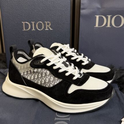 Dior B25 Black & White