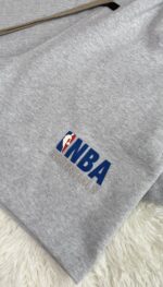 Fear of God Essentials x NBA Light Heather - Afbeelding 3