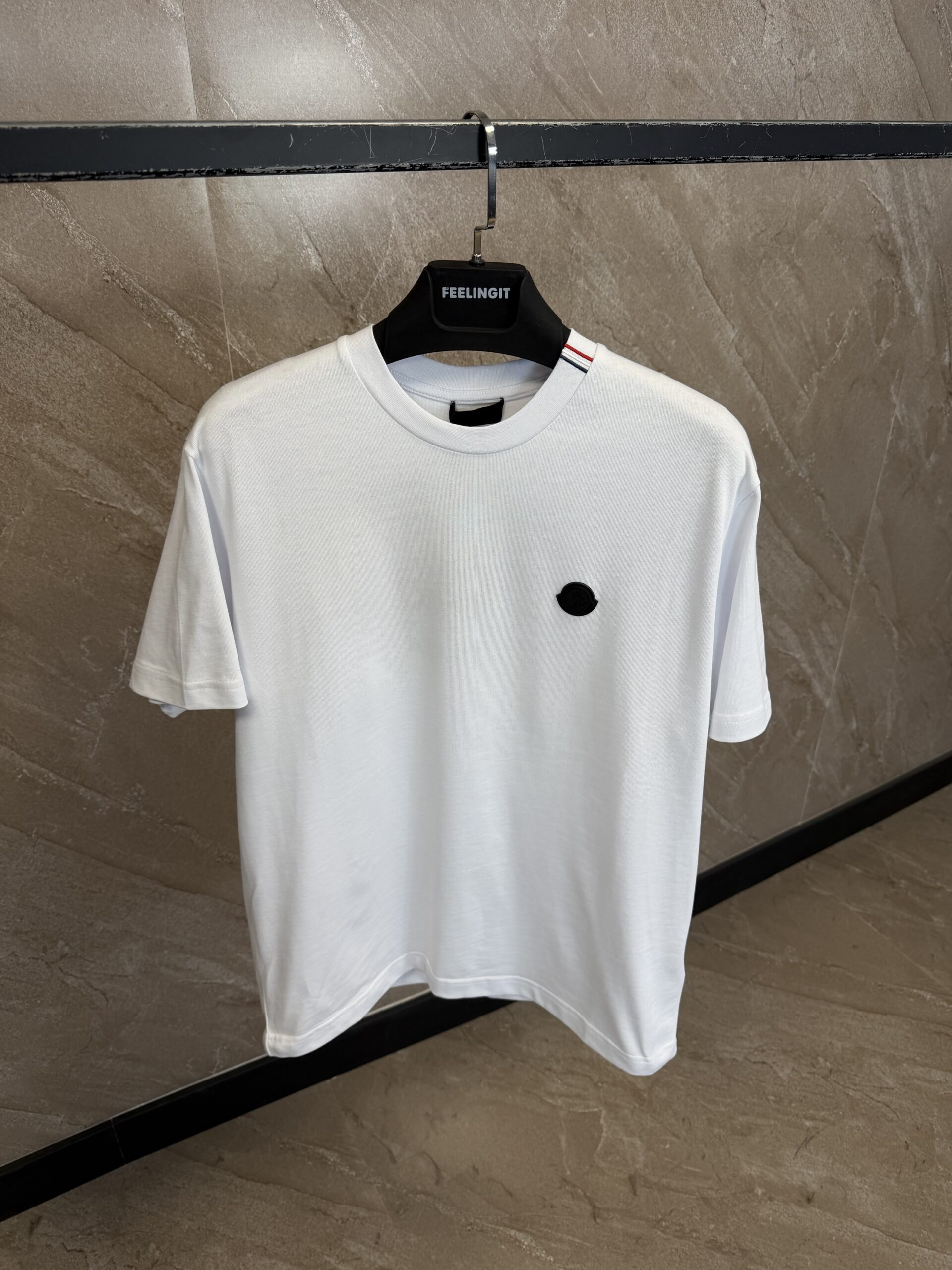 img_2471 Moncler White T-Shirt Black Logo - Afbeelding 1